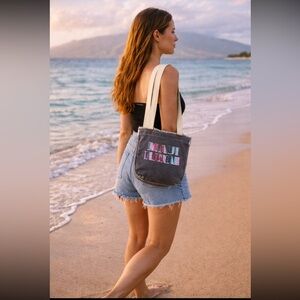 Maui Hawaii Gray Tote Bag 13”*16”.